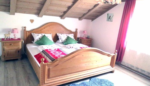House, 2 Bedrooms, Balcony