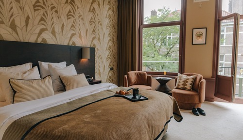 Executive Room