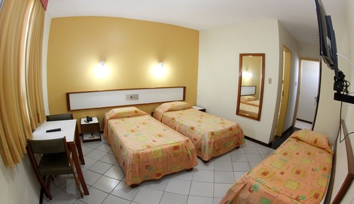 Economy Triple Room, 3 Twin Beds, Non Smoking