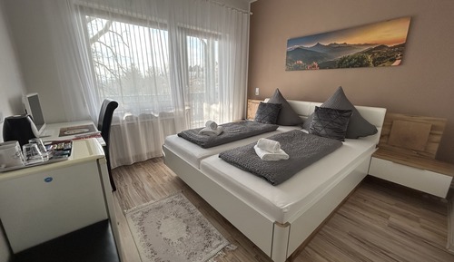 Basic Double Room