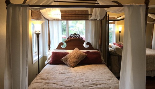 Serenity Now Room