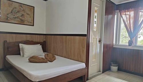 Standard Room, Private Bathroom