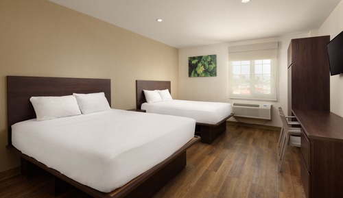 Suite, 2 Queen Beds