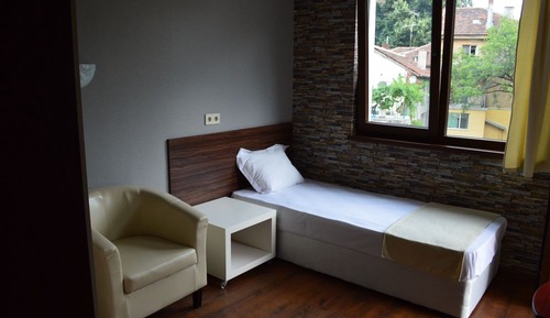 Single Room, Balcony