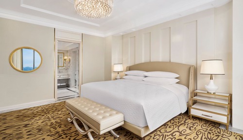Executive Suite, 1 King Bed (View)