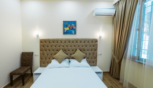 Comfort Double Room (Minas Avetisyan)