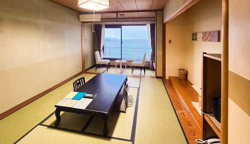 Family Room, Sea View