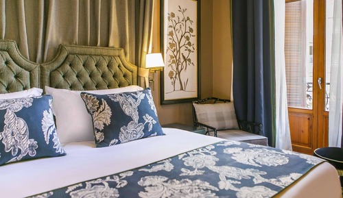 Premium Room