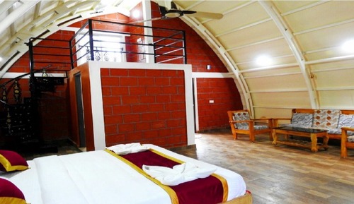 Family Cottage, Multiple Beds