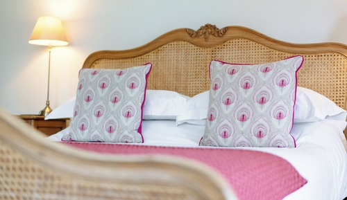 Deluxe Room, 1 King Bed