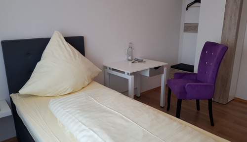 Comfort Single Room
