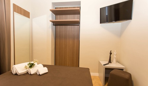 Comfort Single Room, Shared Bathroom