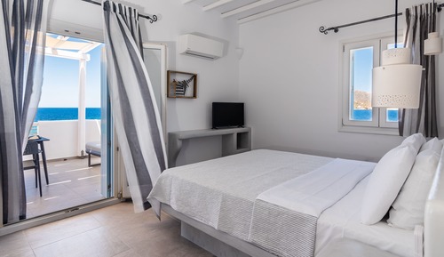 Honeymoon Room