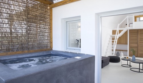 Junior Studio Suite, Hot Tub