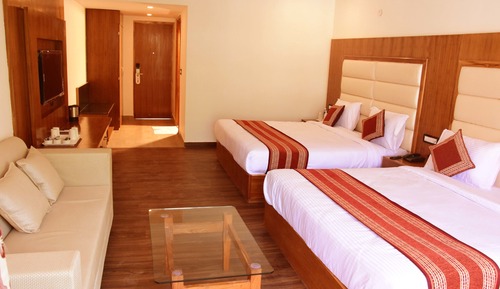 Family Suite (with Banganga / Helipad Drop)