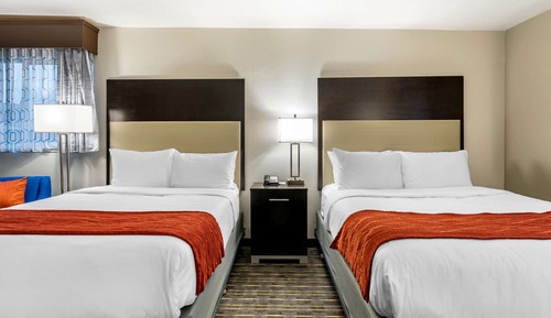 Deluxe Room, 2 Queen Beds, Non Smoking