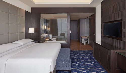 Executive Room, 1 King Bed, Non Smoking