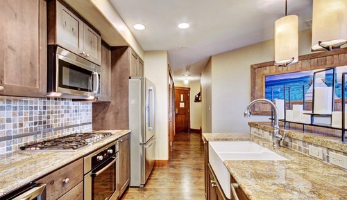 Condo, 3 Bedrooms