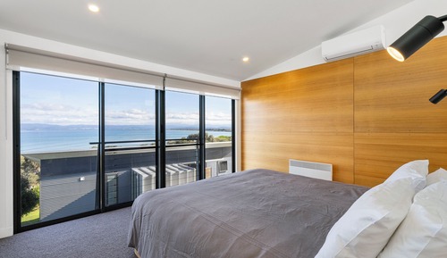 2 Bedroom Apartment Beachfront 
