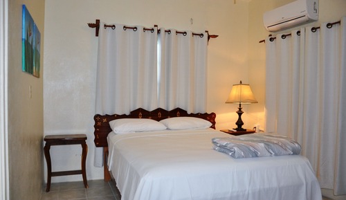 Deluxe Suite, 2 Queen Beds, Sea View
