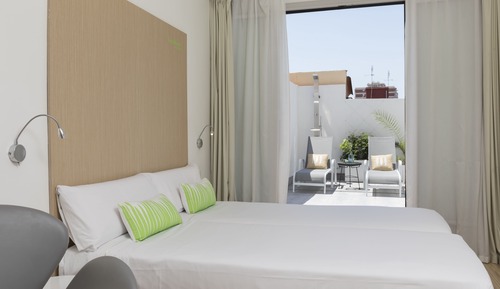 Deluxe Room, Terrace