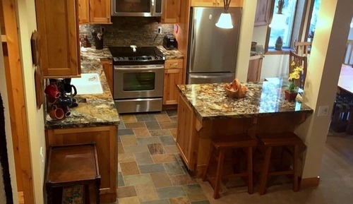 Condo, 2 Bedrooms