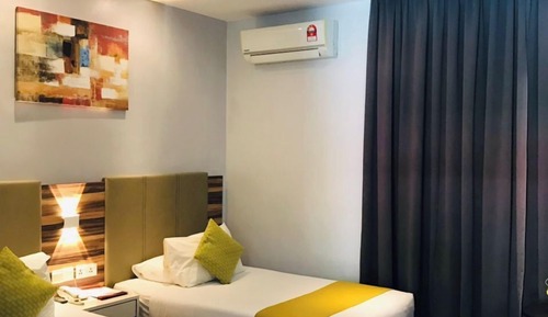 Deluxe Twin Room