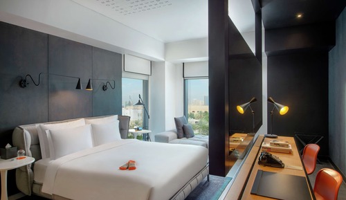 Premium Room, 1 King Bed, City View