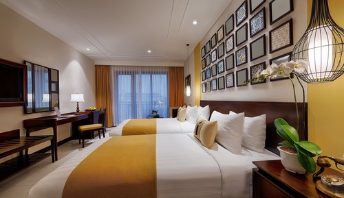 Little Suite