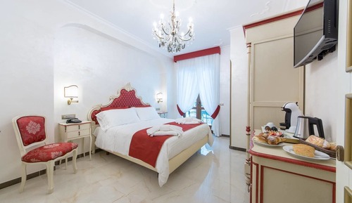 Classic Double Room, Balcony