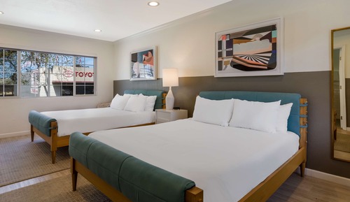 Room, 2 Queen Beds, Non Smoking