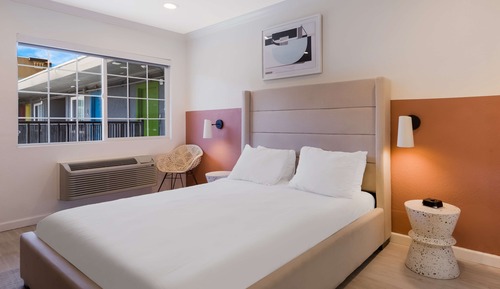 Room, 1 Queen Bed, Non Smoking