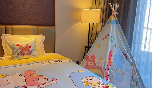 Premium Room, 1 King Bed (Kids Theme)