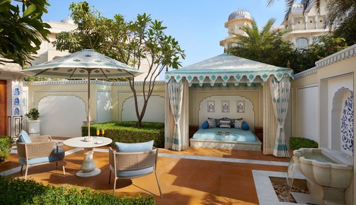 Royal Twin Room (with Courtyard)