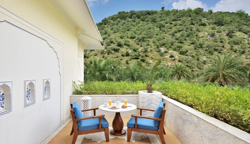 Grand Villa, Terrace