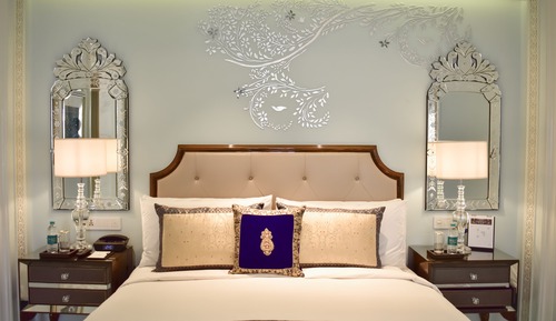 Grand Villa