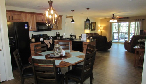 Condo, 3 Bedrooms