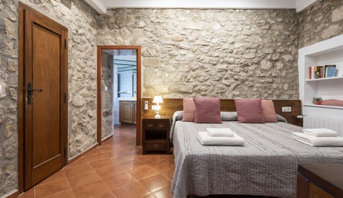 Twin Room (Romani)