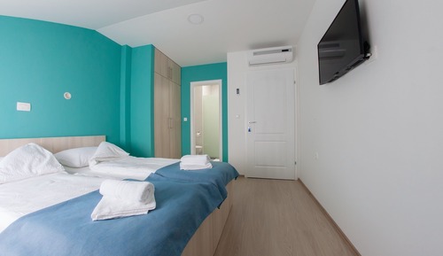 Classic Double Room (Green)