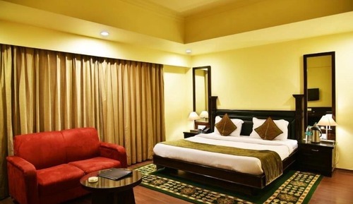 Deluxe Double or Twin Room, 1 King Bed