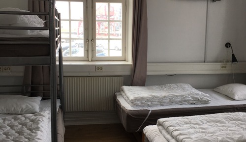 Room, Shared Bathroom