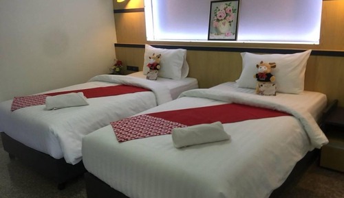 Deluxe Twin Room