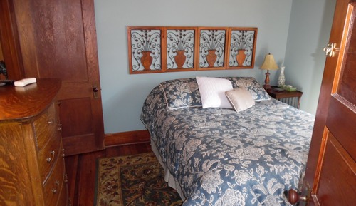 Standard Suite, Ensuite (RL Stevenson)