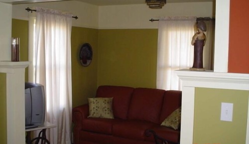 Standard Suite, Ensuite (Elbert Hubbard)