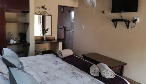 Double Room (Buffalo)