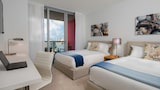 Design Studio Suite, 2 Double Beds