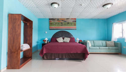 Honeymoon Suite