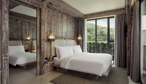 Suite, 2 Bedrooms, Corner