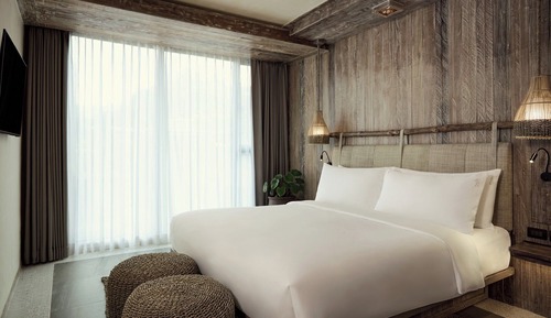 Suite, 2 Bedrooms, City View