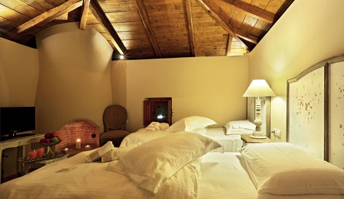 Family Suite, Mezzanine